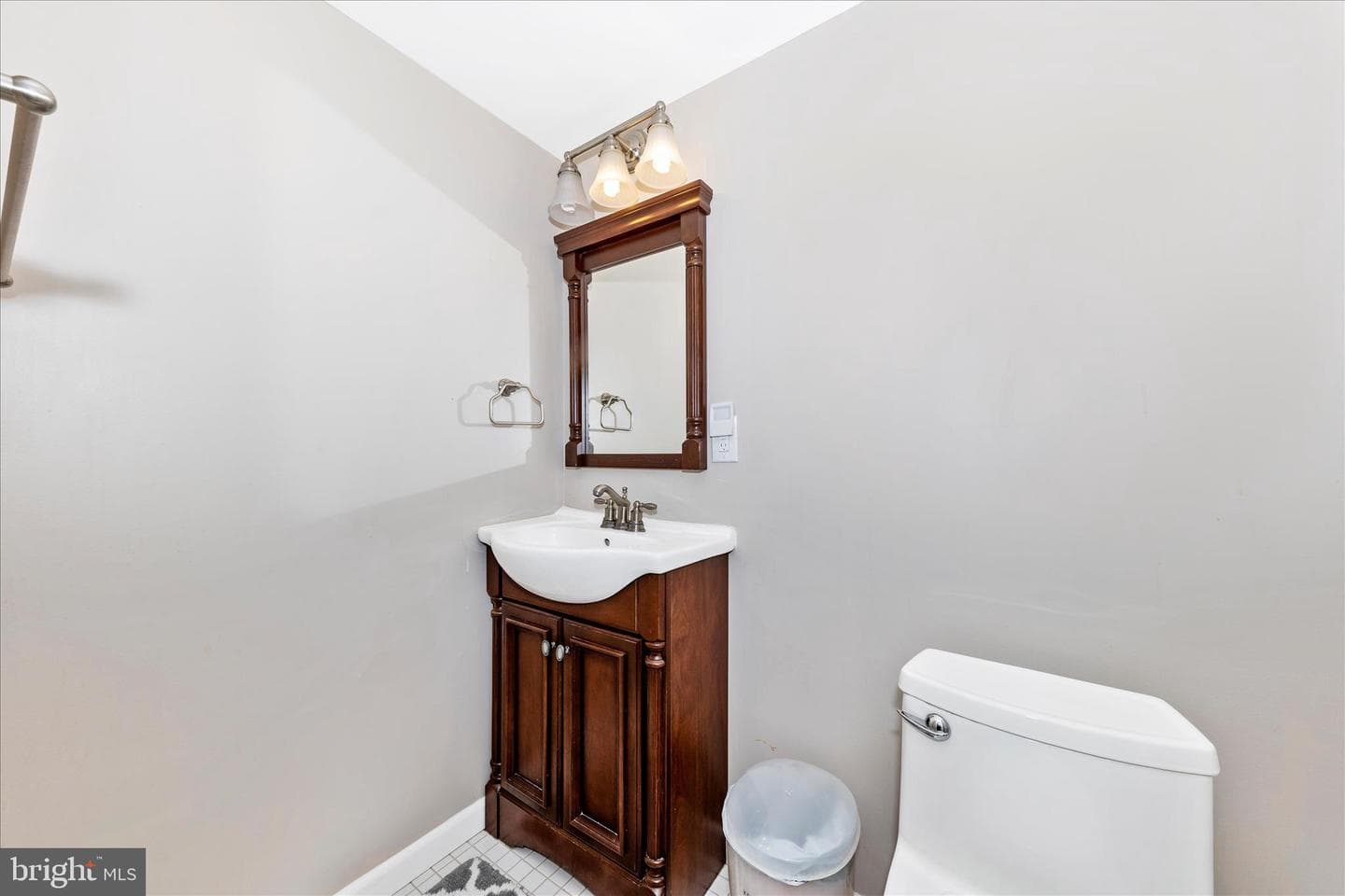 19010 Wootton Avenue photo 42