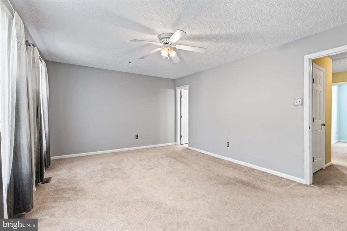 20540 Lowfield Drive photo 29
