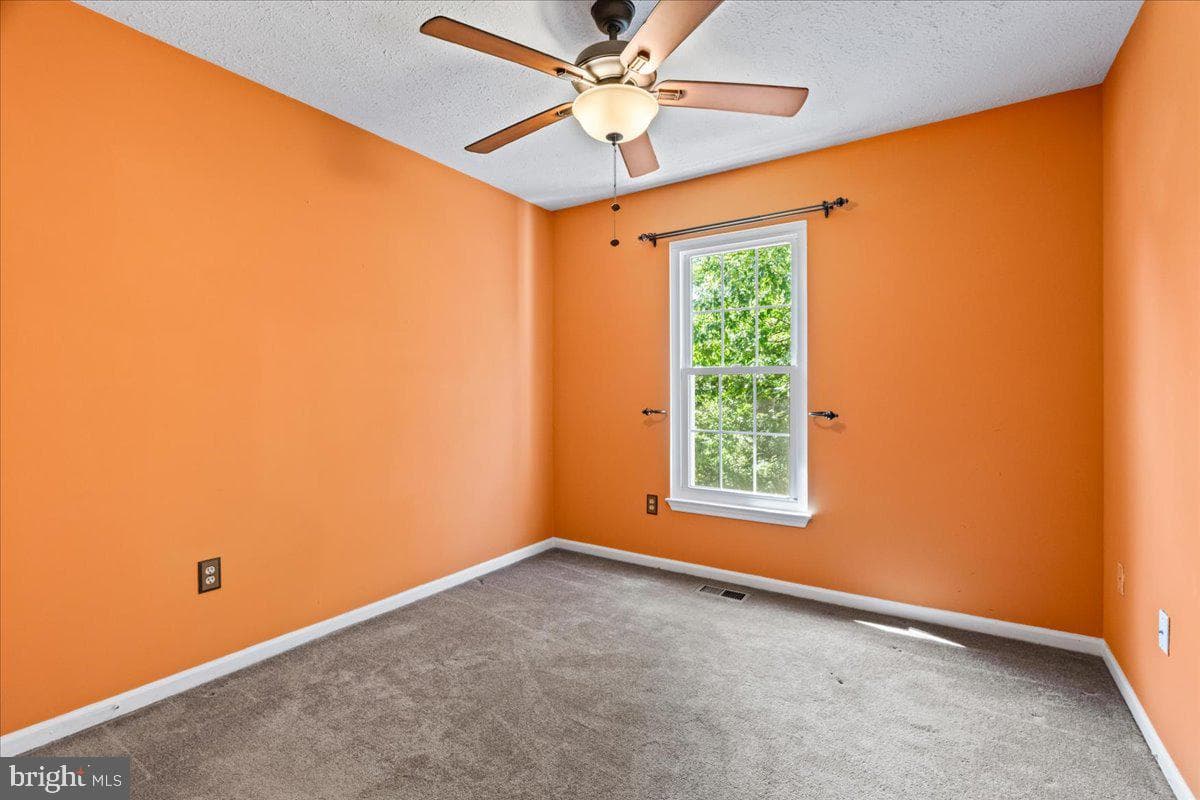 20540 Lowfield Drive photo 32