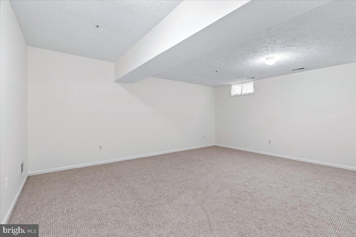 20540 Lowfield Drive photo 40