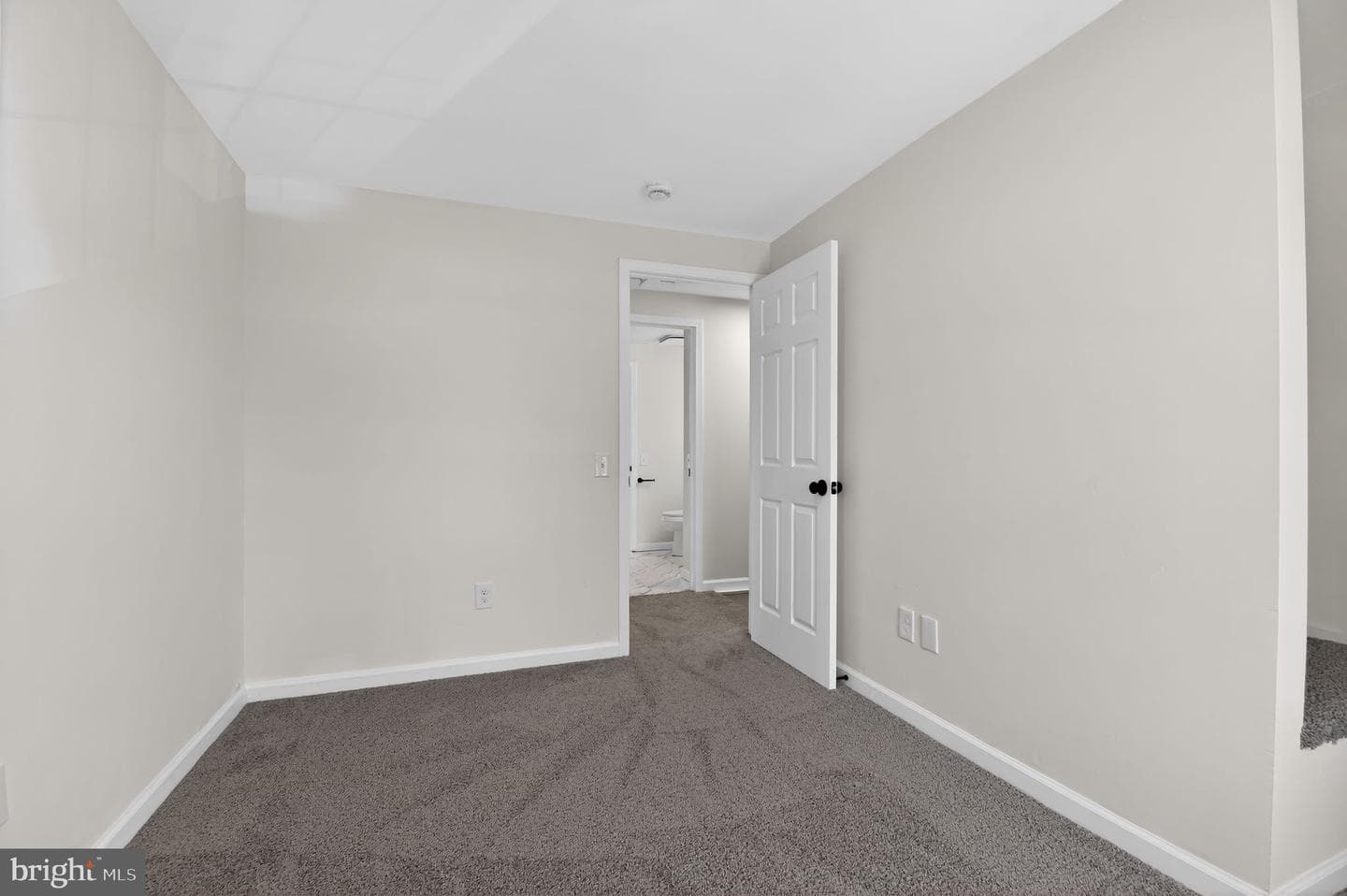 18223 Smoke House Court photo 12