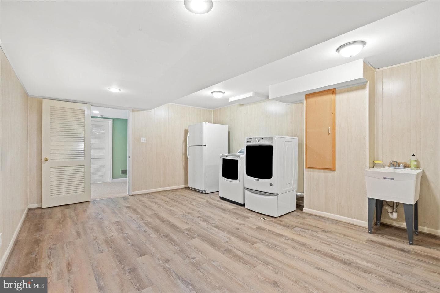 8224 Kerry Court photo 26