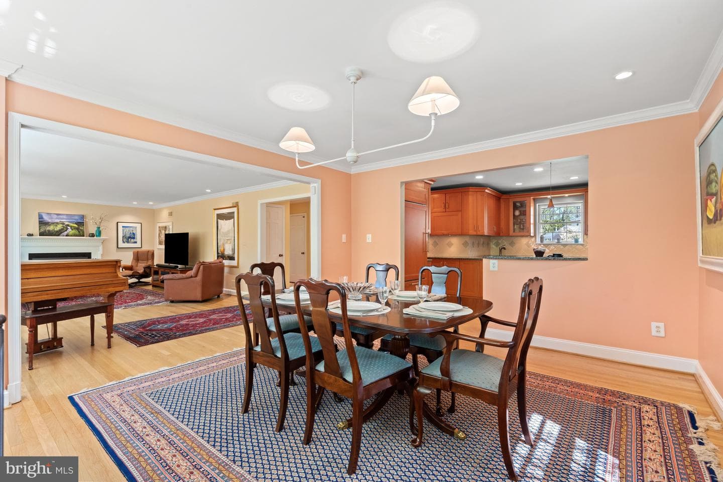 8224 Kerry Court photo 9