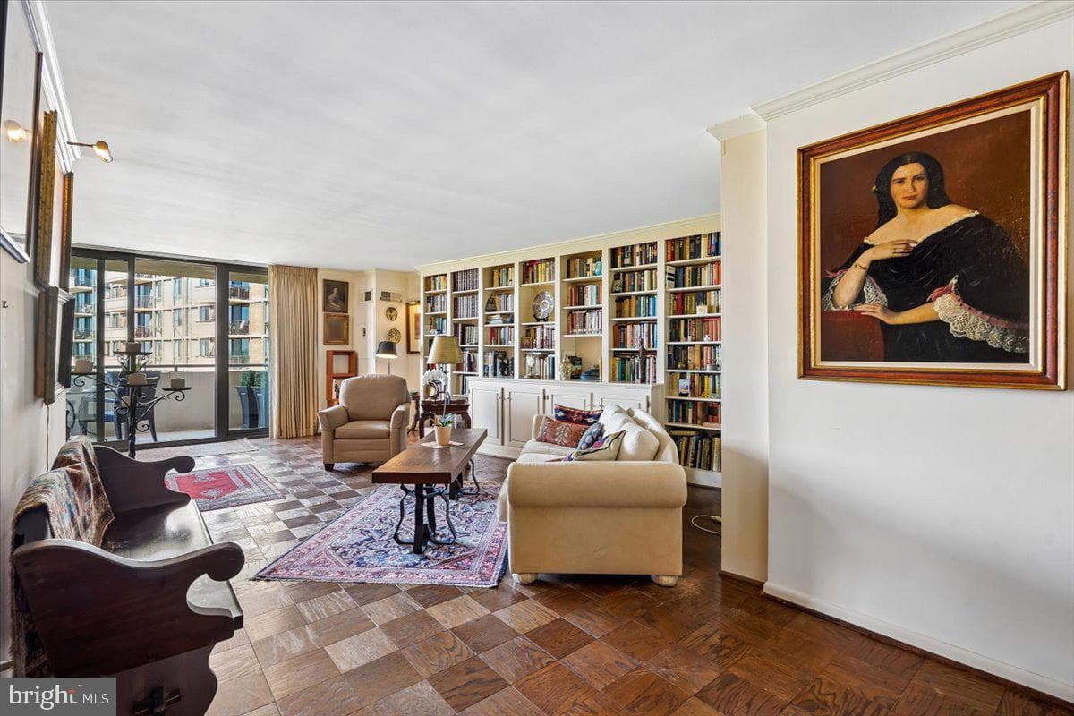 4620 N Park Avenue #1205 E photo 6