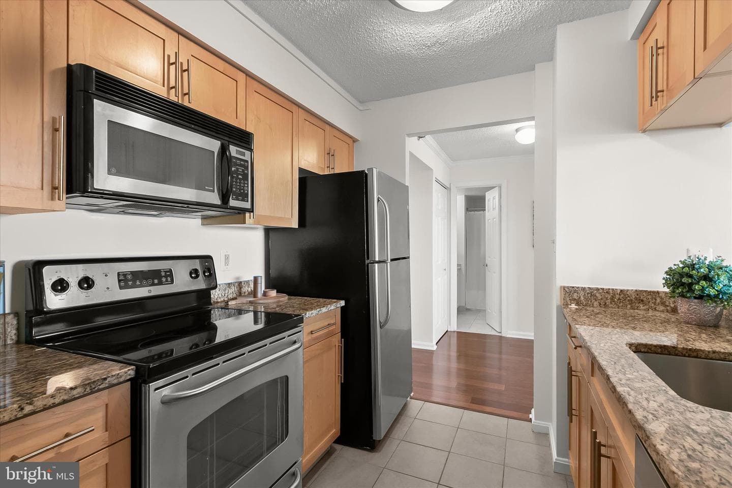 10101 Grosvenor Place #1106 photo 10