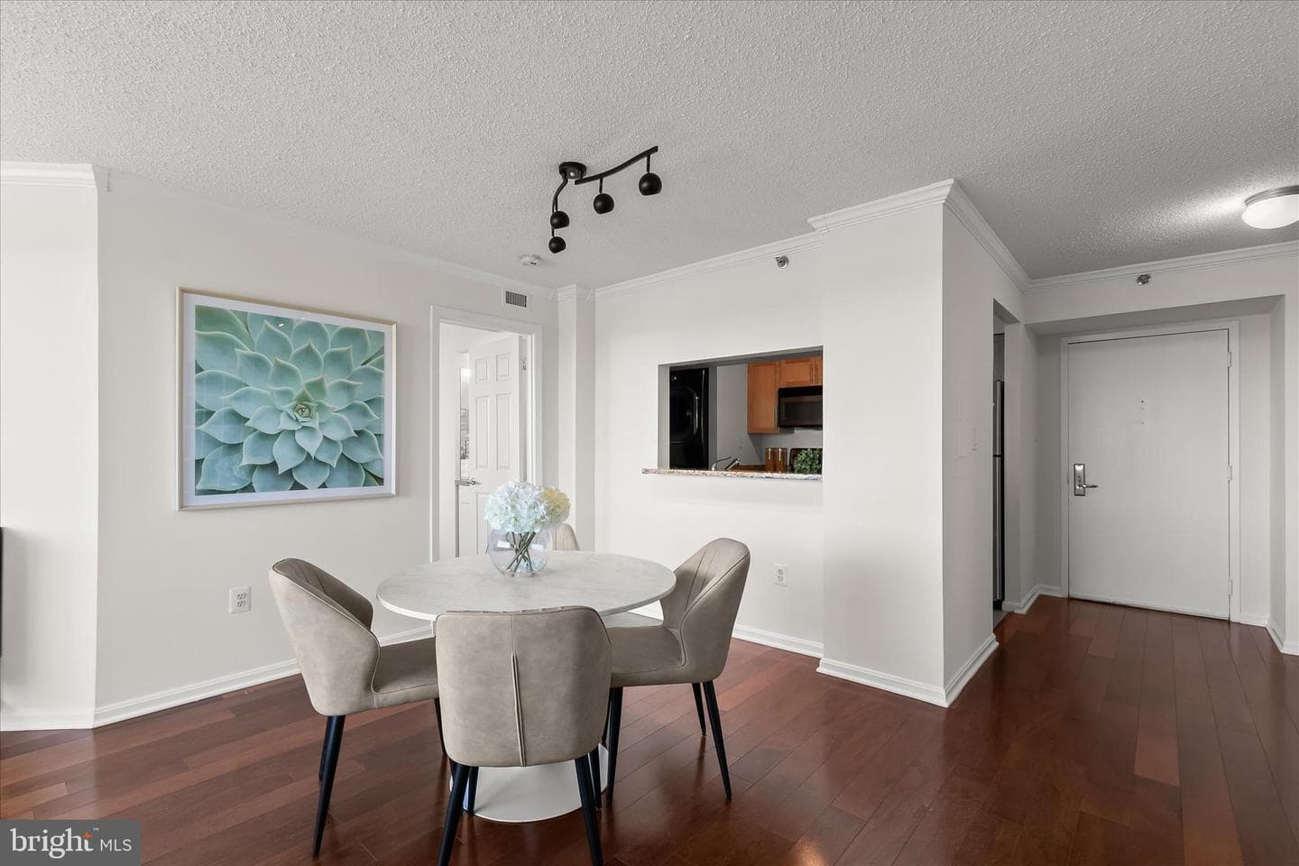 10101 Grosvenor Place #1106 photo 18