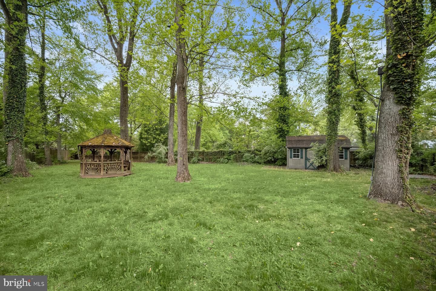 7104 Oak Forest Lane photo 34