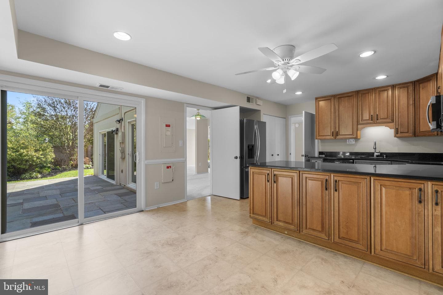 19101 Brooke Grove Court photo 11