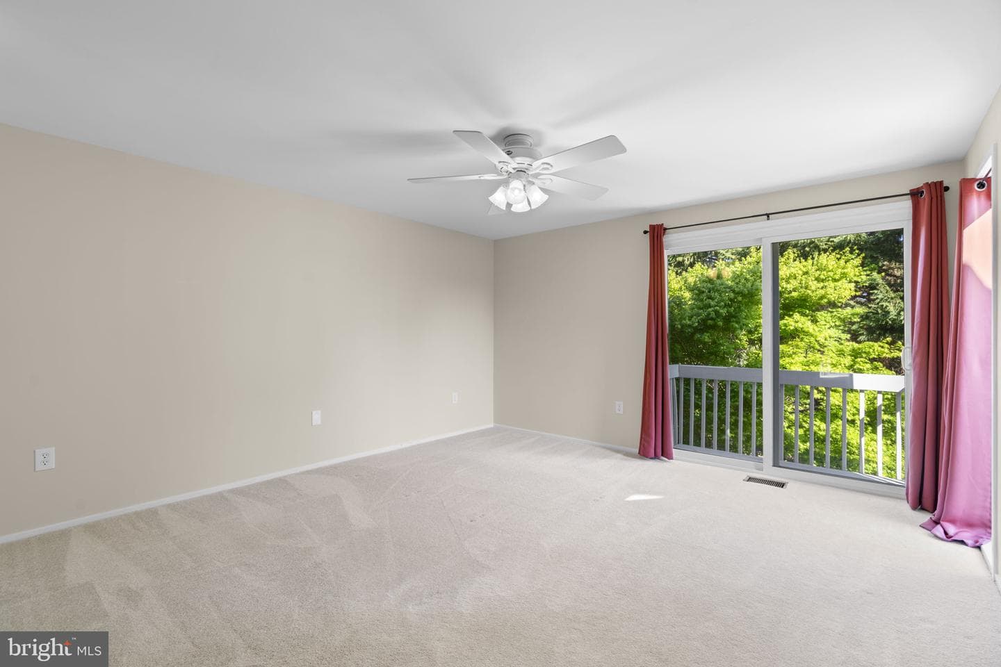 19101 Brooke Grove Court photo 22