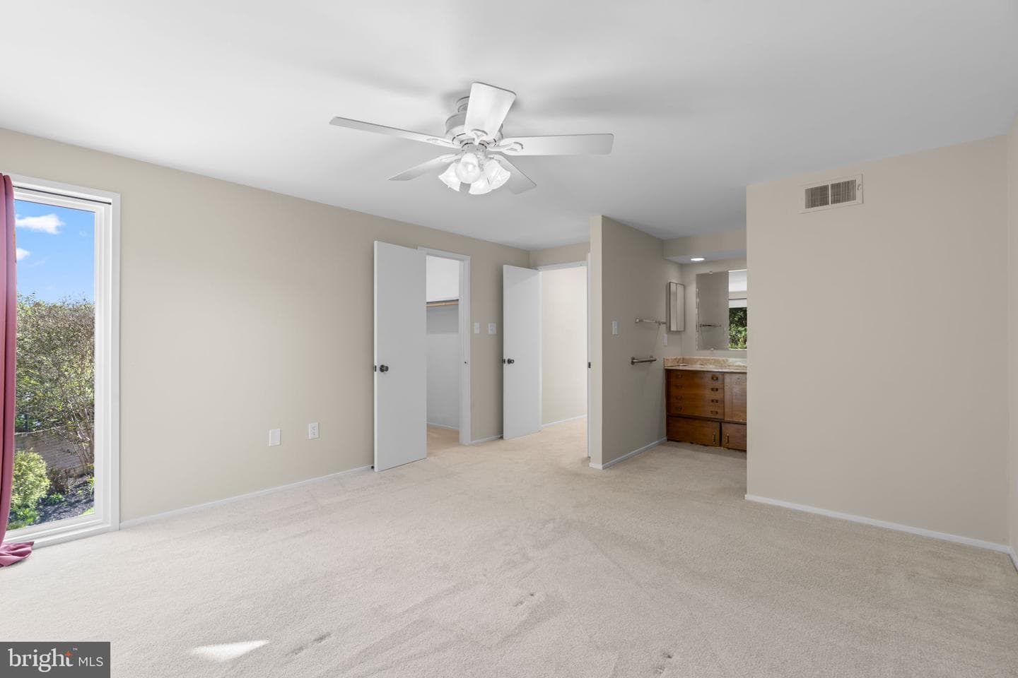 19101 Brooke Grove Court photo 23