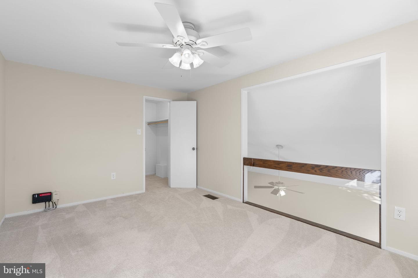 19101 Brooke Grove Court photo 32