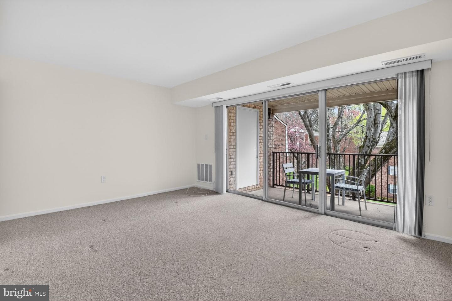 862 College Parkway #202 photo 5