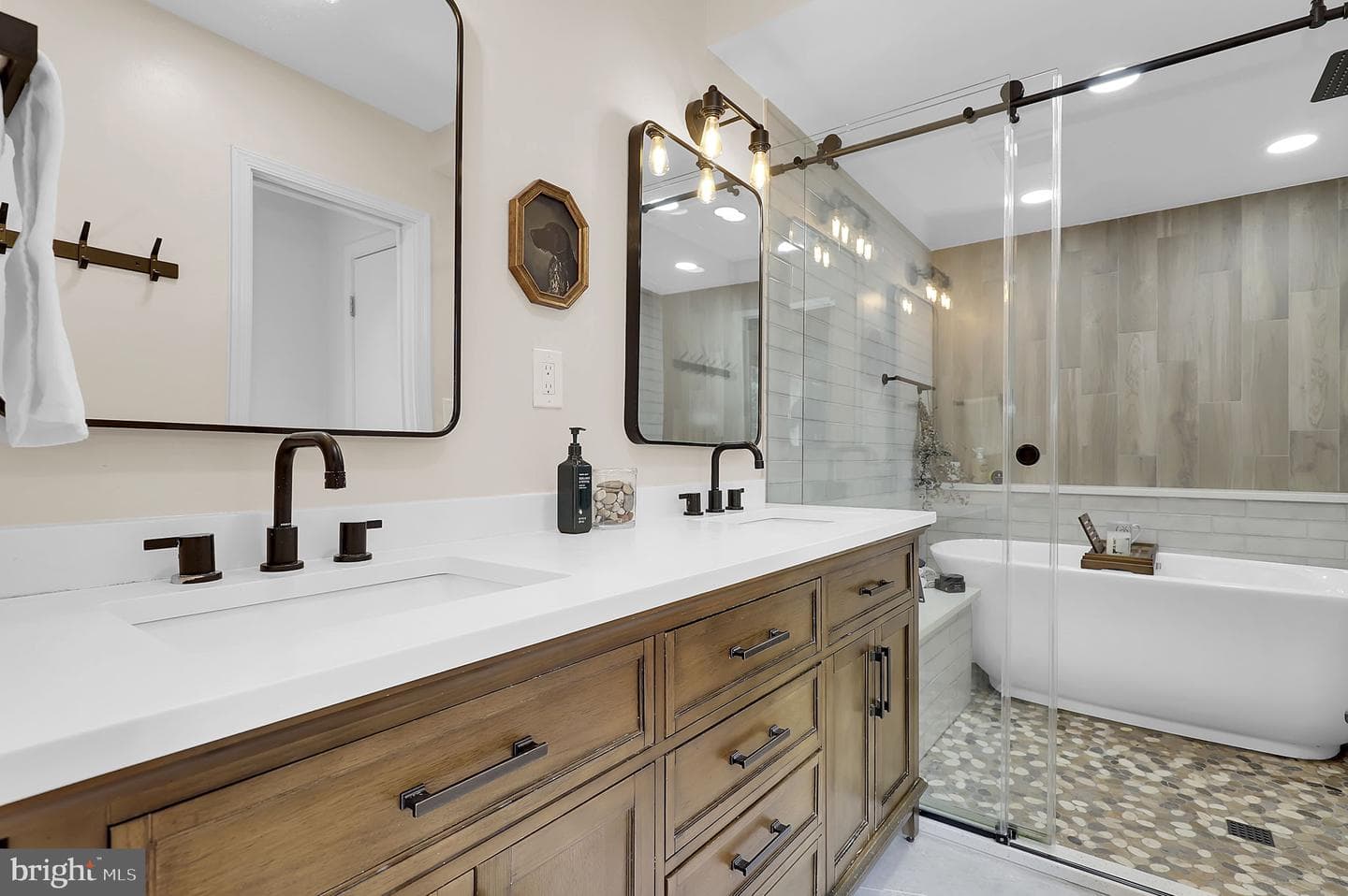 12420 Deoudes Road photo 27