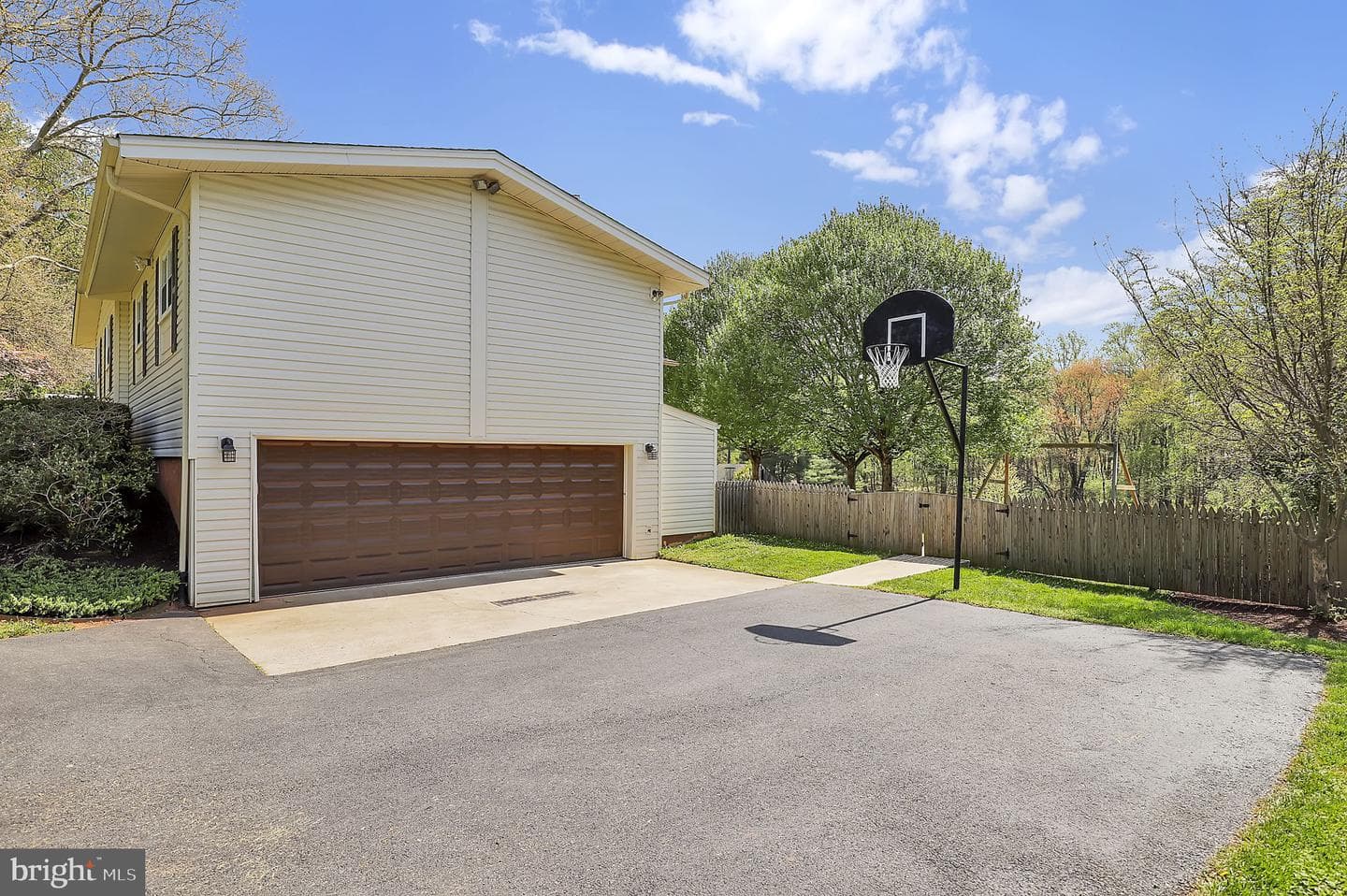 12420 Deoudes Road photo 5