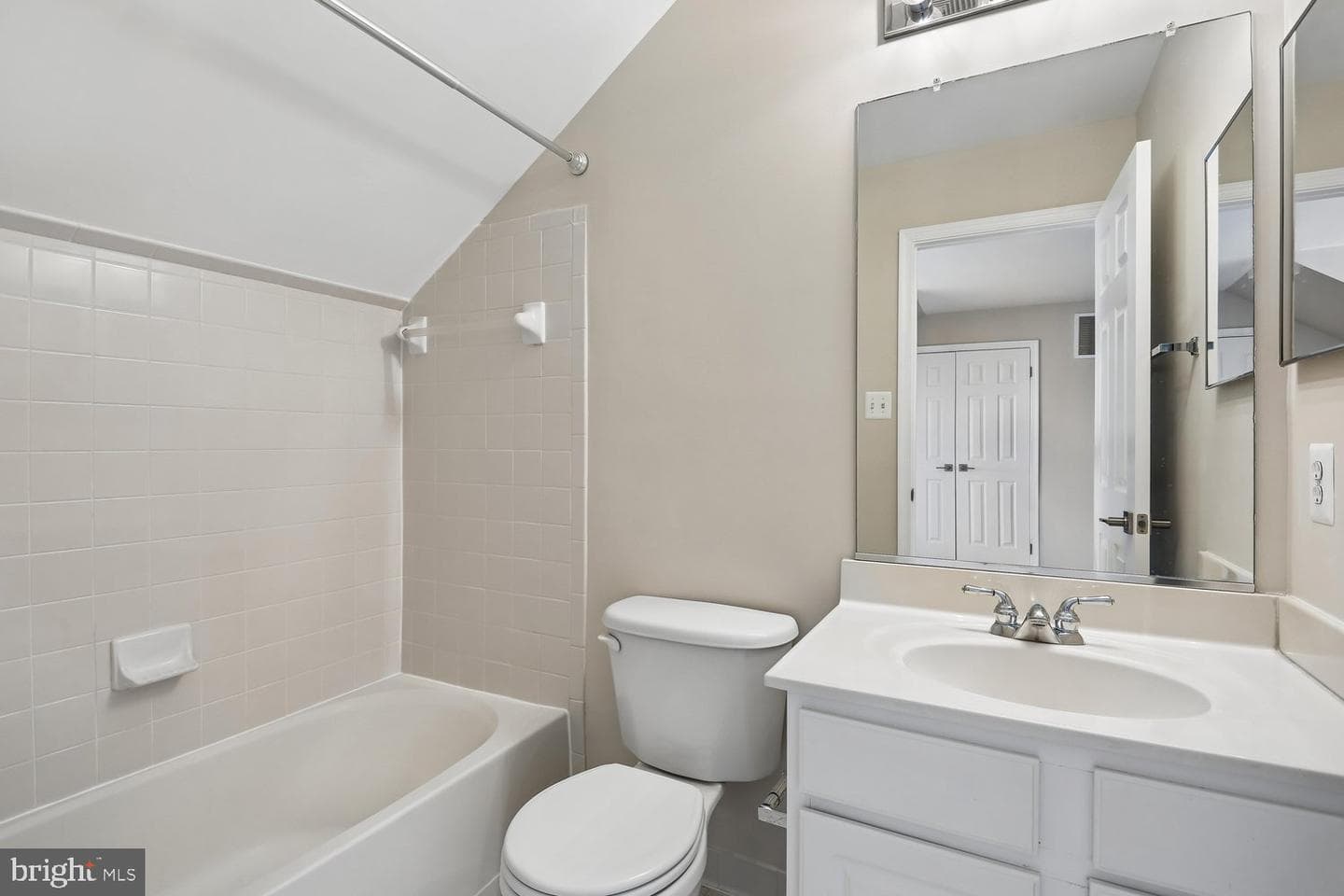 502 Redland Boulevard photo 37