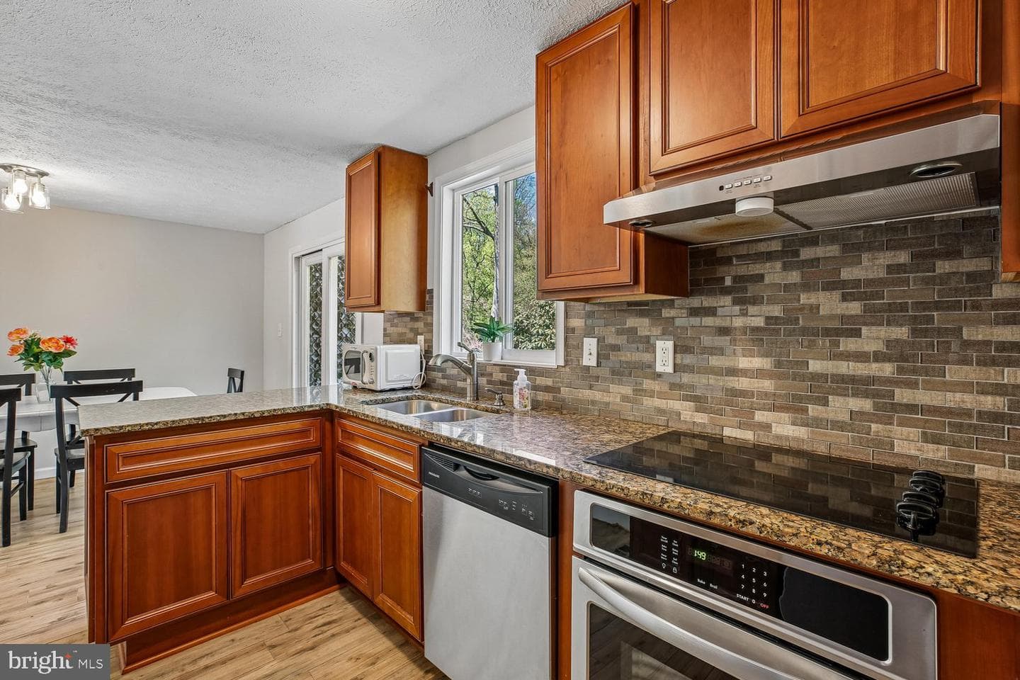 10813 Sir Barton Circle photo 4
