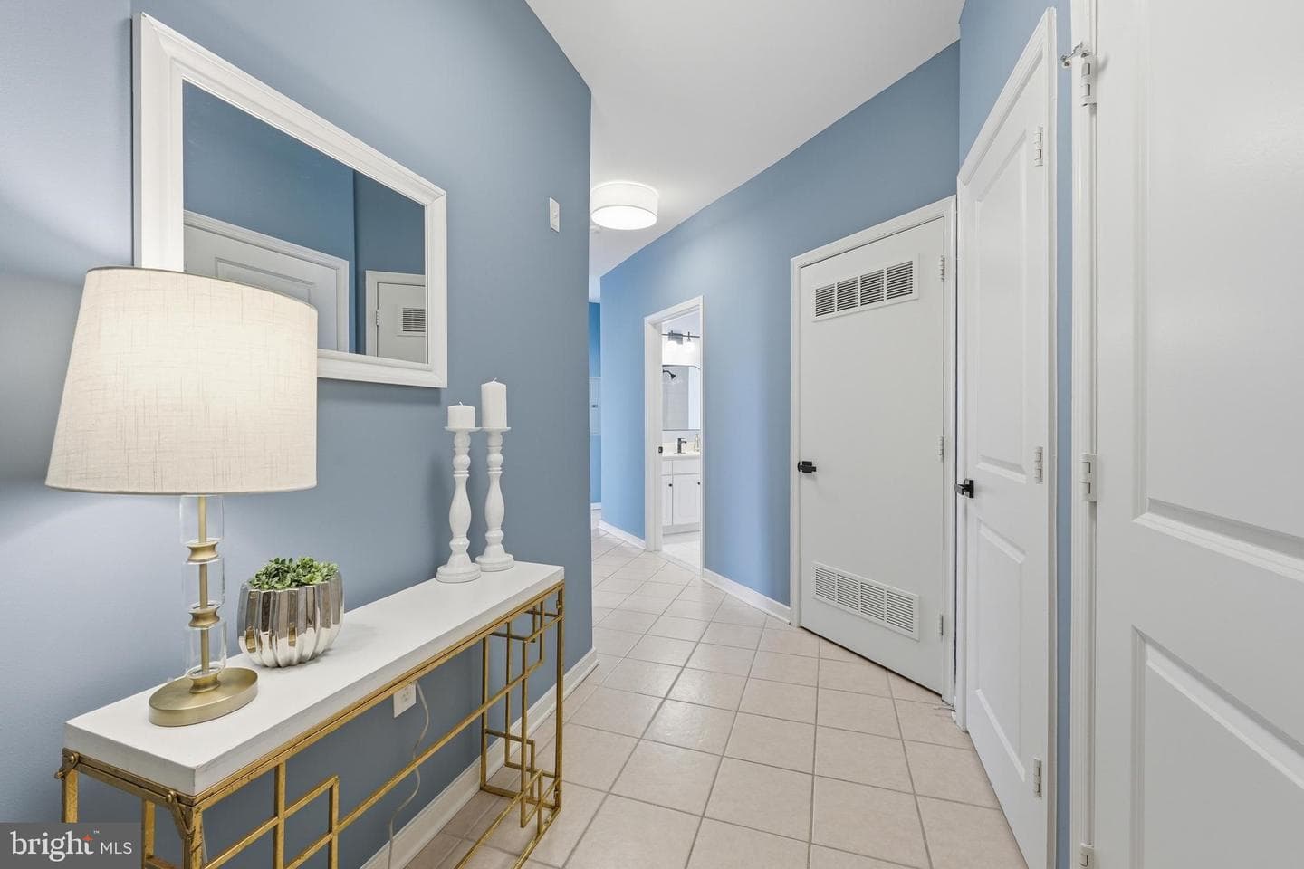 8045 Newell Street #506 photo 3
