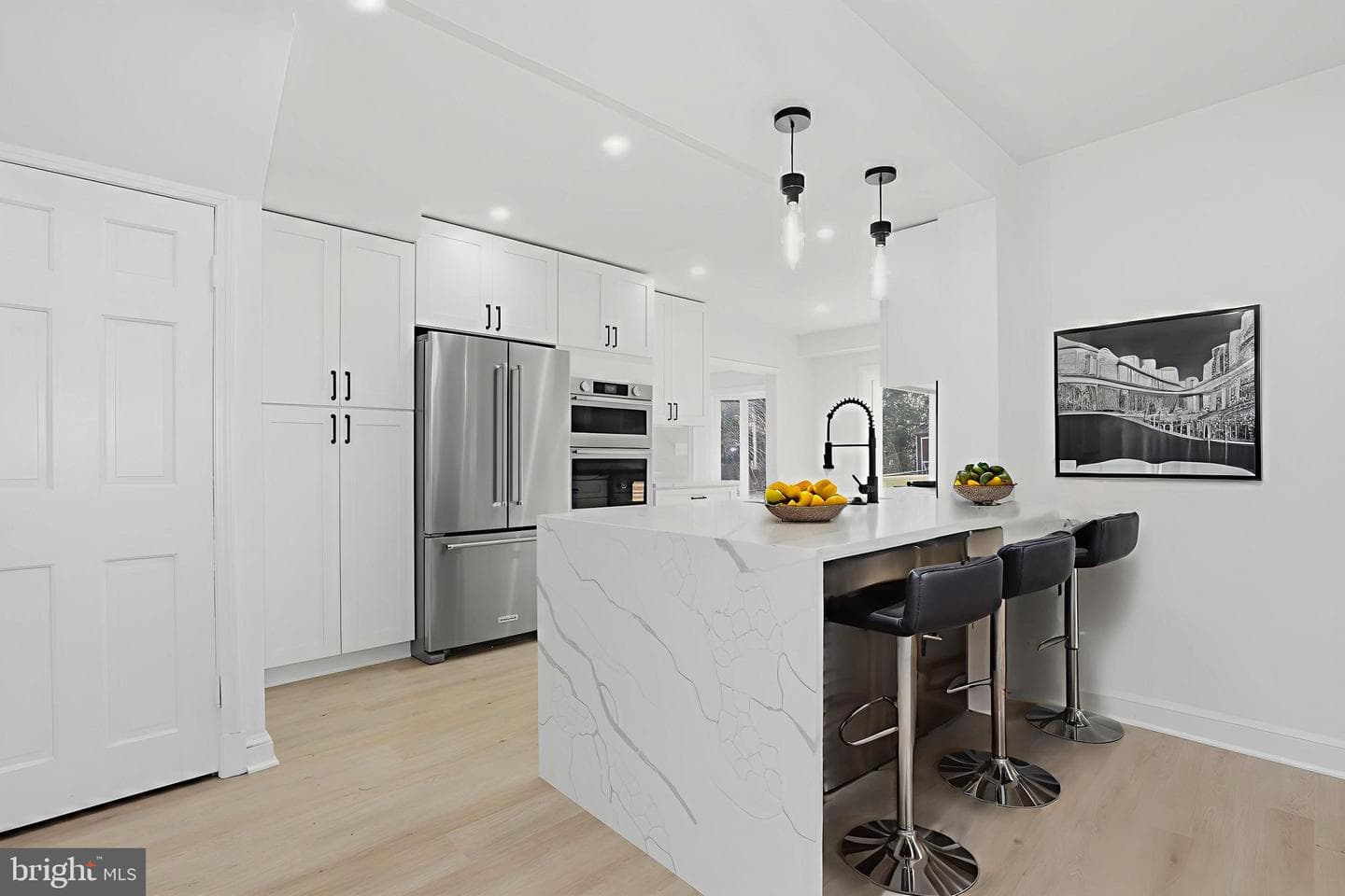 311 Ellsworth Drive photo 13
