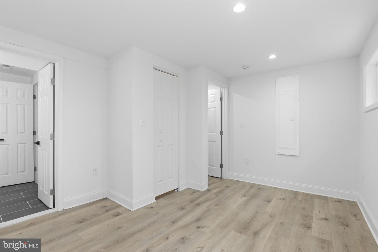 311 Ellsworth Drive photo 50
