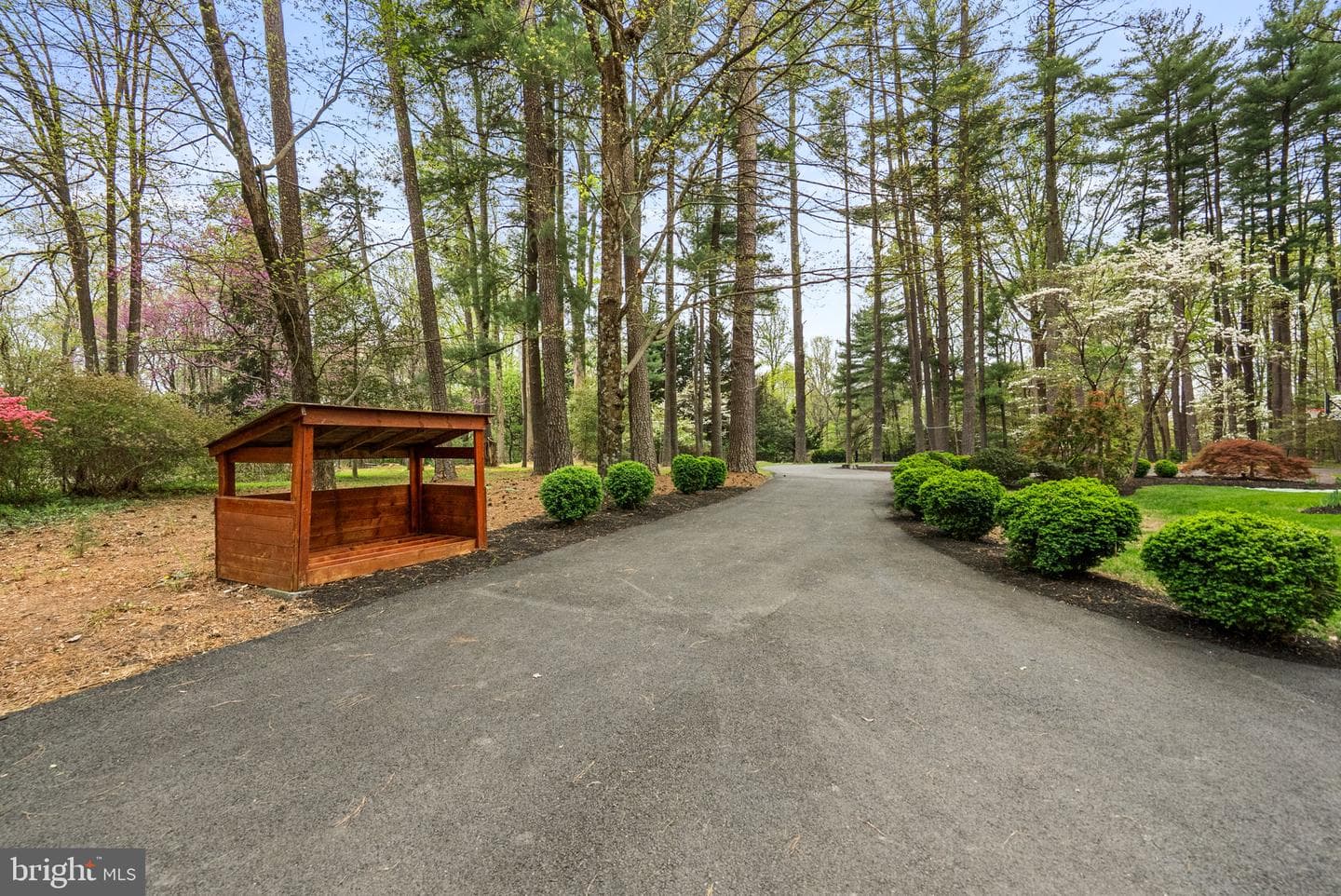 1210 Ashton Road photo 4