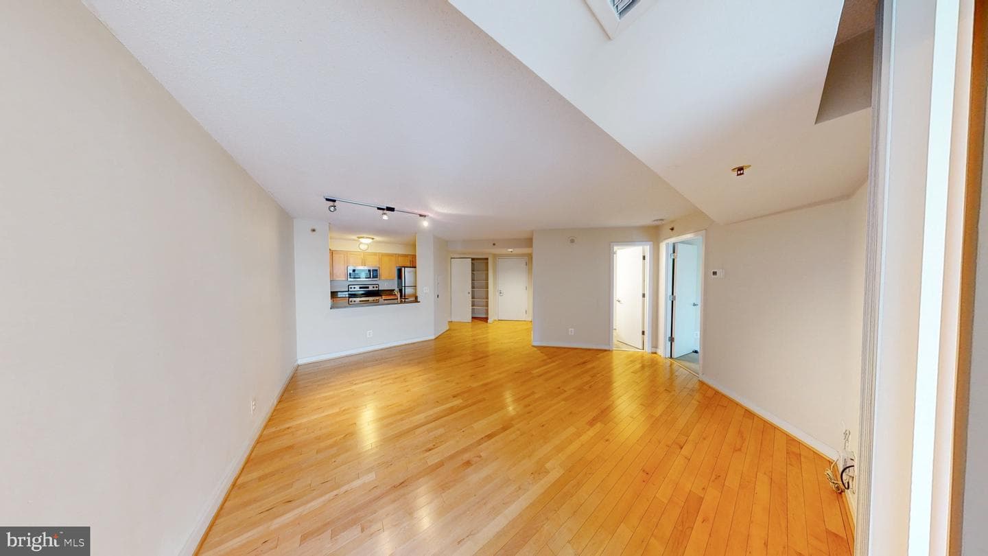 7500 Woodmont Avenue #s611 photo 9