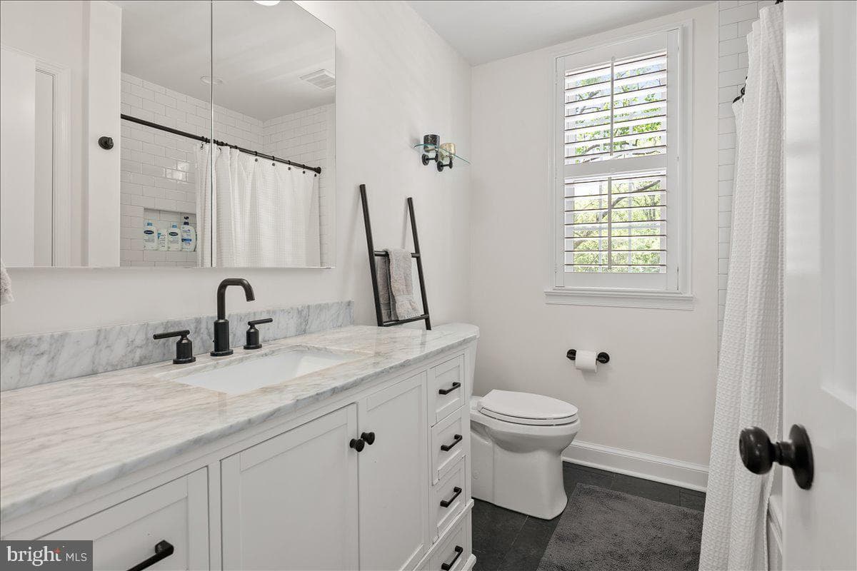 10208 Summit Avenue photo 11
