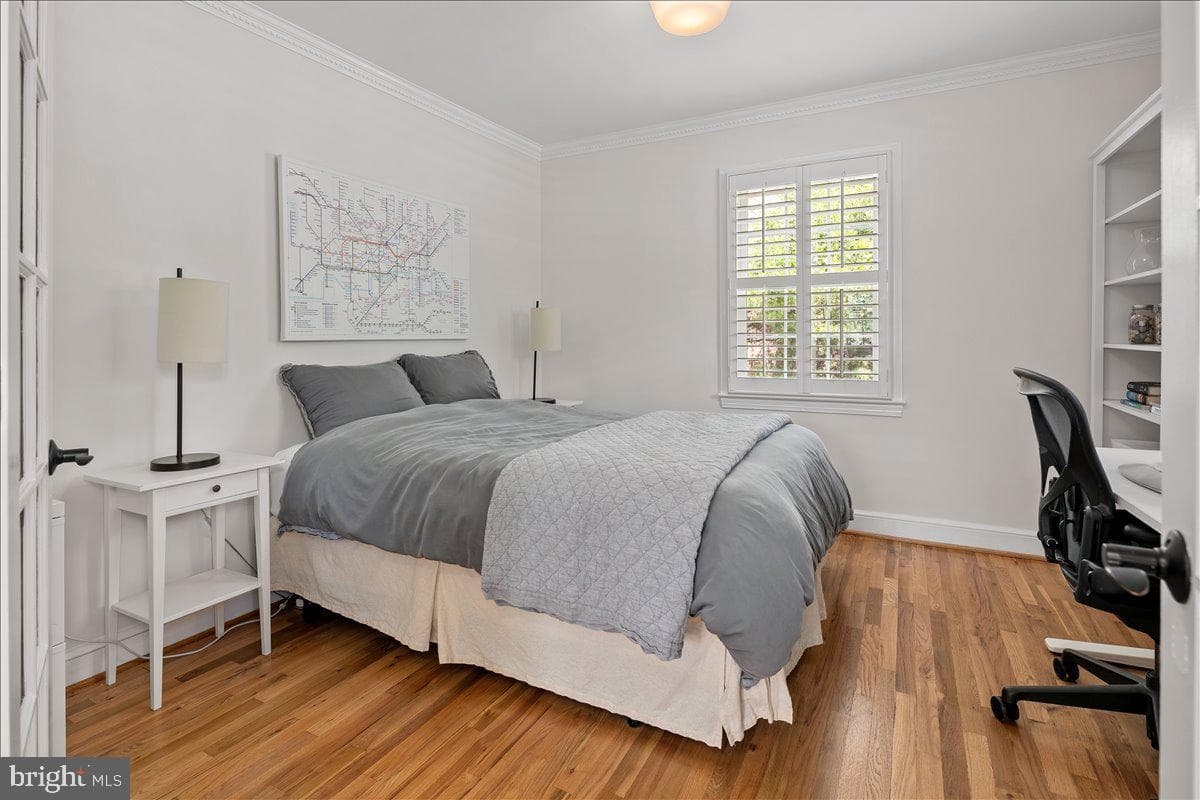 10208 Summit Avenue photo 21