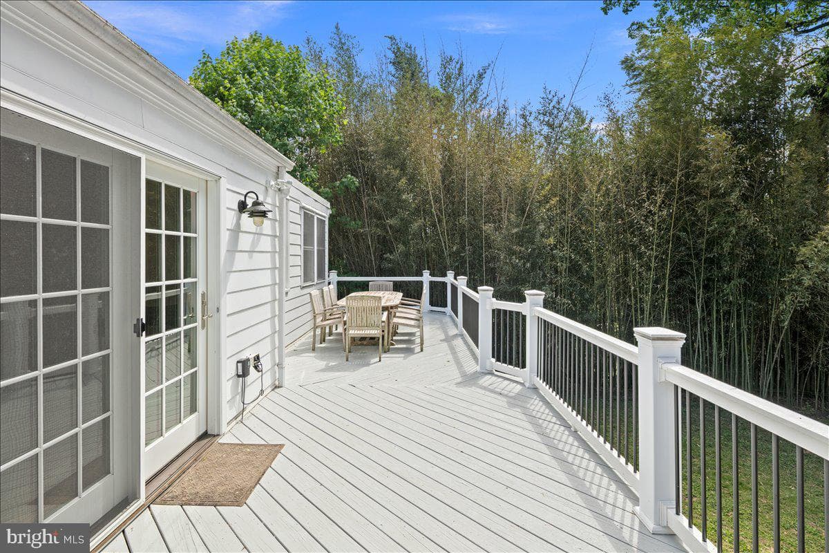 10208 Summit Avenue photo 35