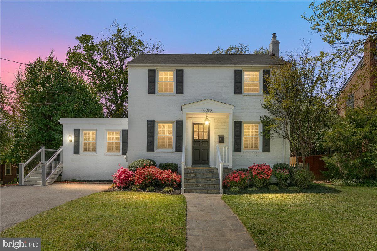 10208 Summit Avenue photo 43