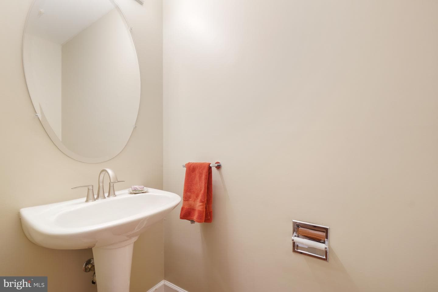 305 Hart Road photo 10