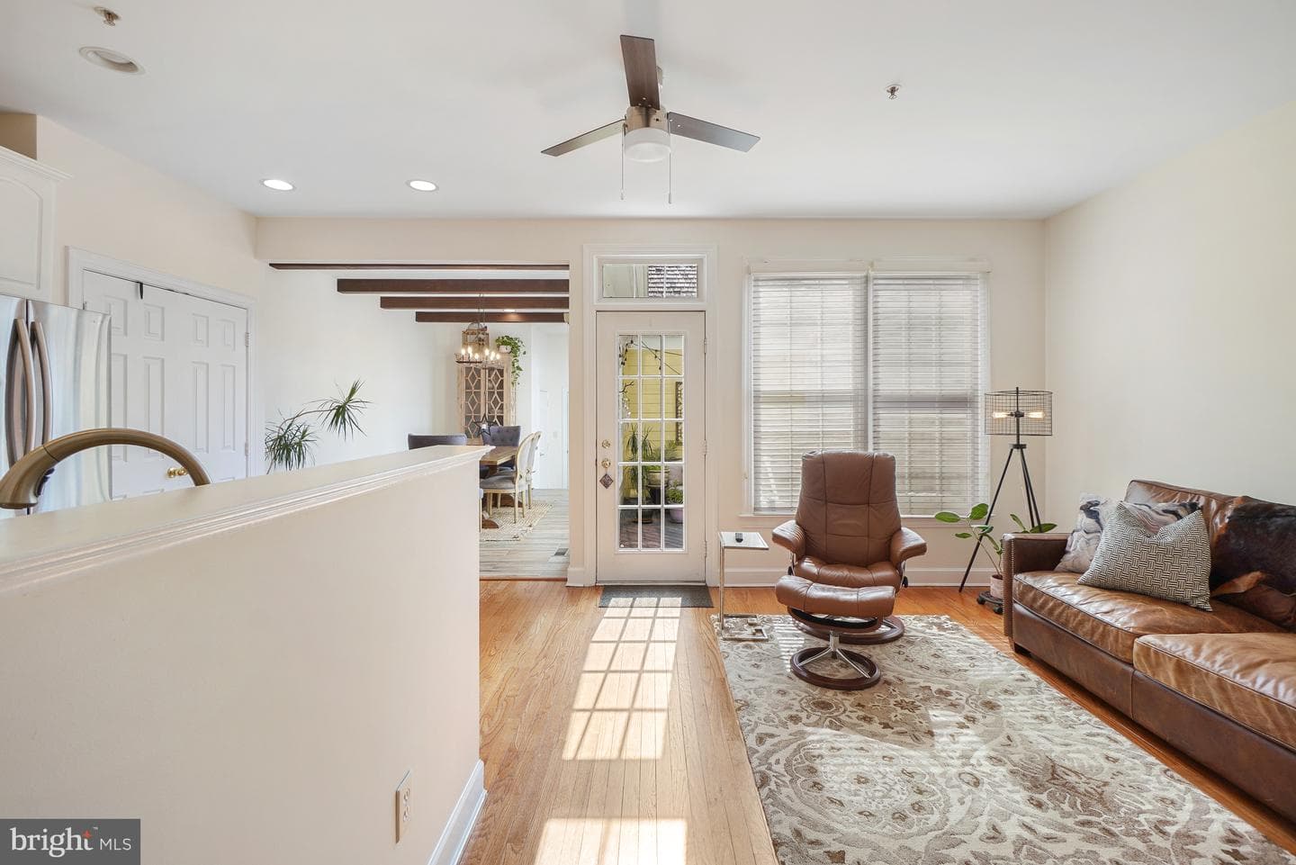 305 Hart Road photo 11