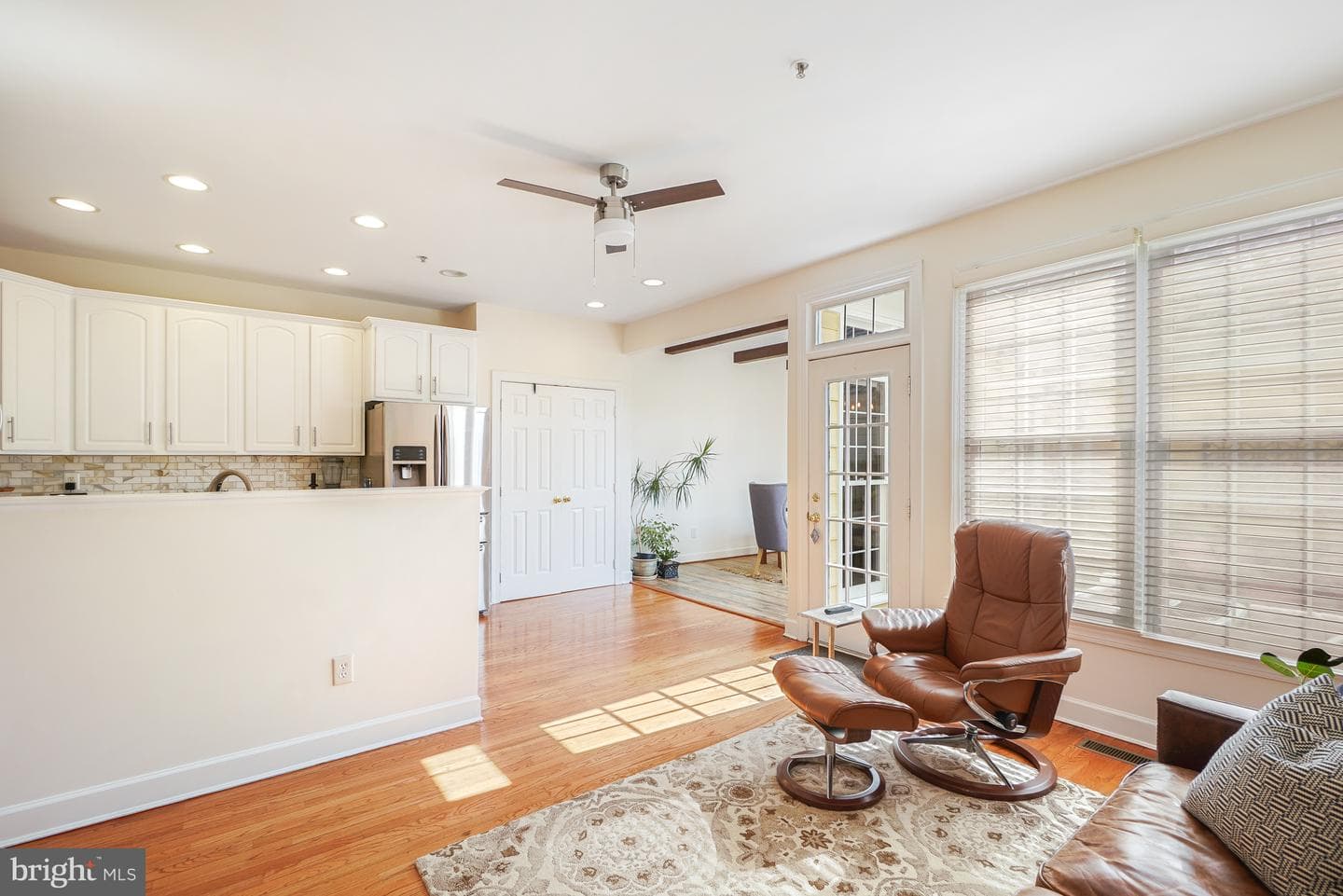 305 Hart Road photo 12