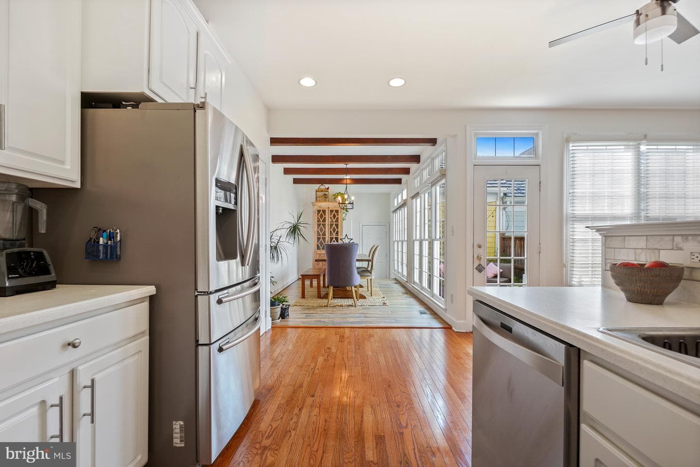 305 Hart Road photo 17