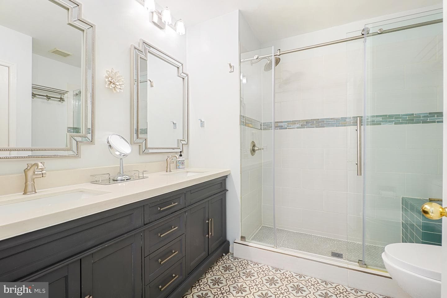 305 Hart Road photo 34