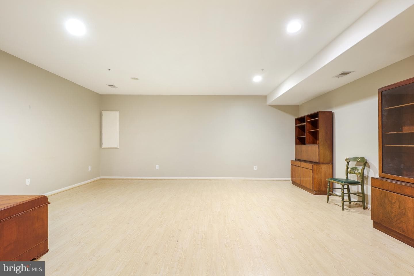 305 Hart Road photo 42
