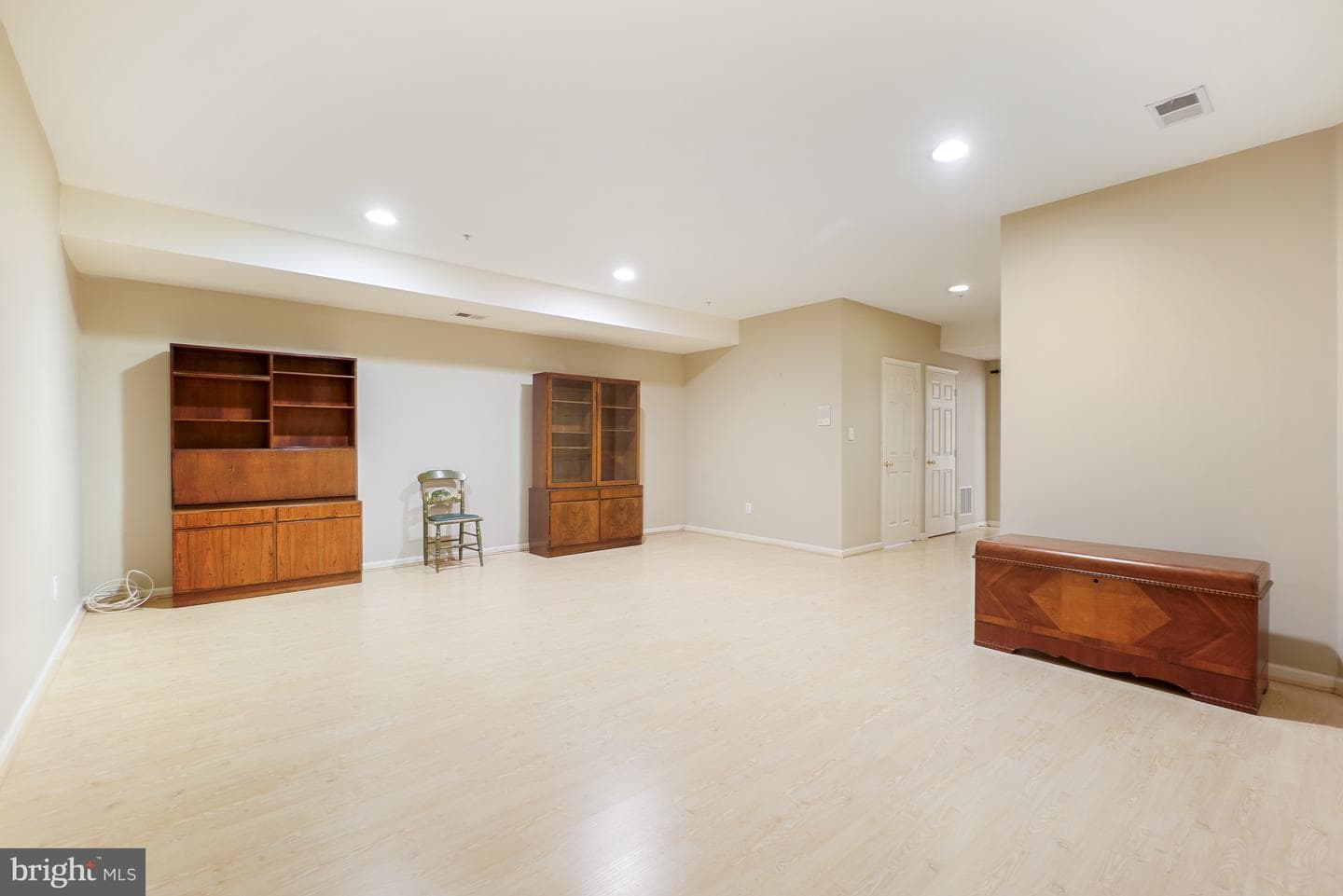 305 Hart Road photo 43