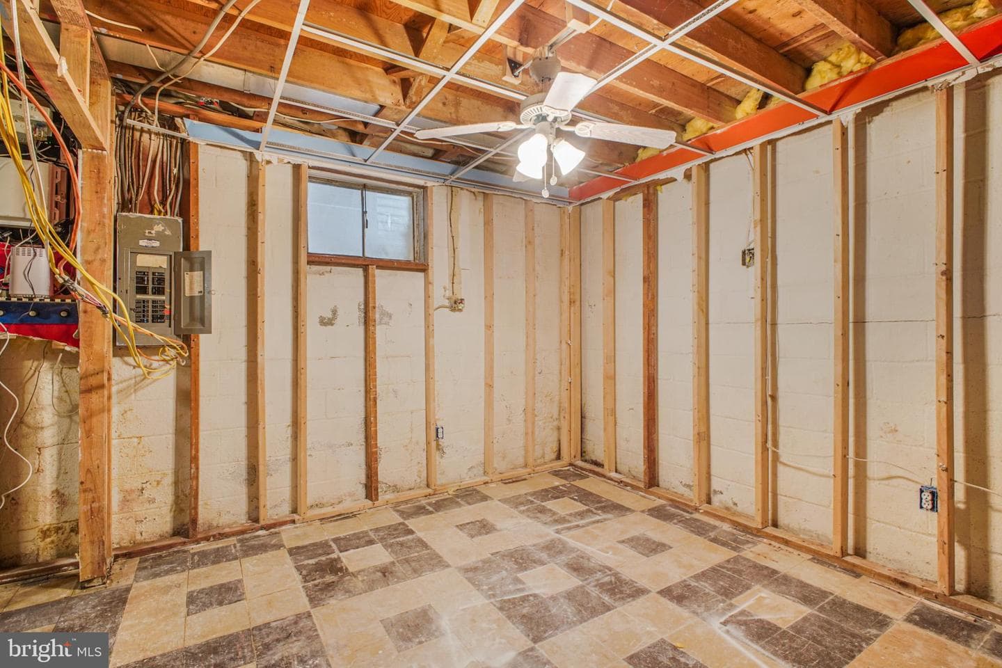1118 Downs Drive photo 25