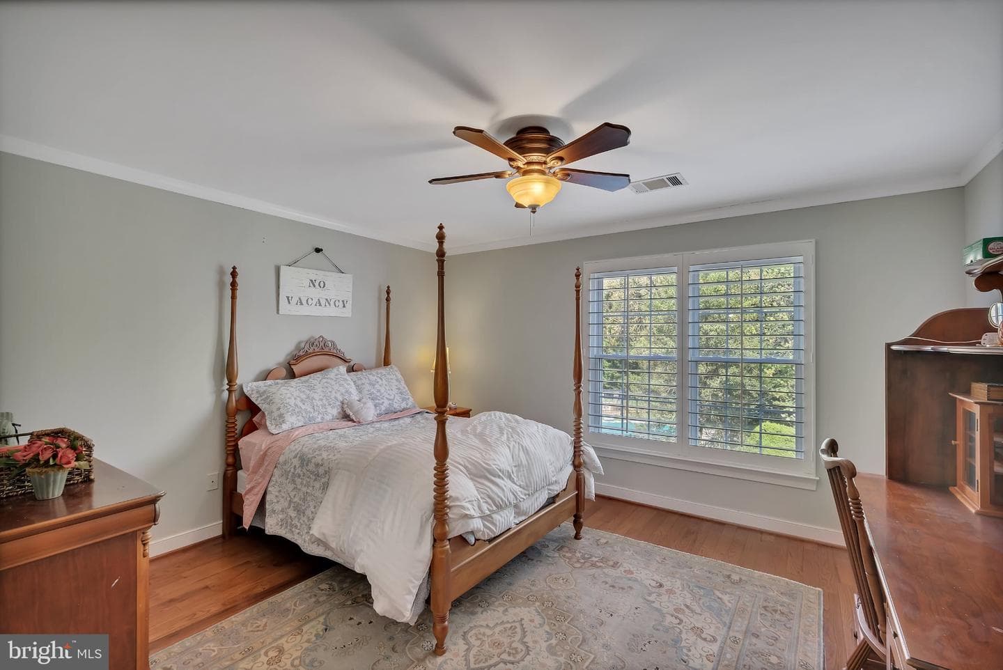 7804 Meadowvale Terrace photo 38