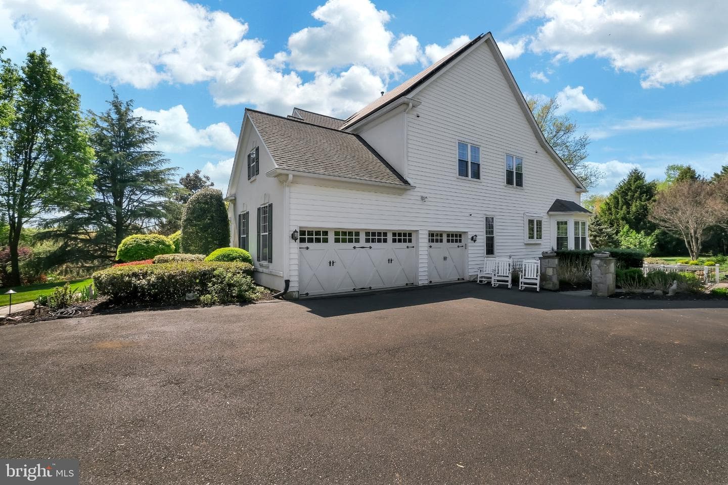 7804 Meadowvale Terrace photo 4