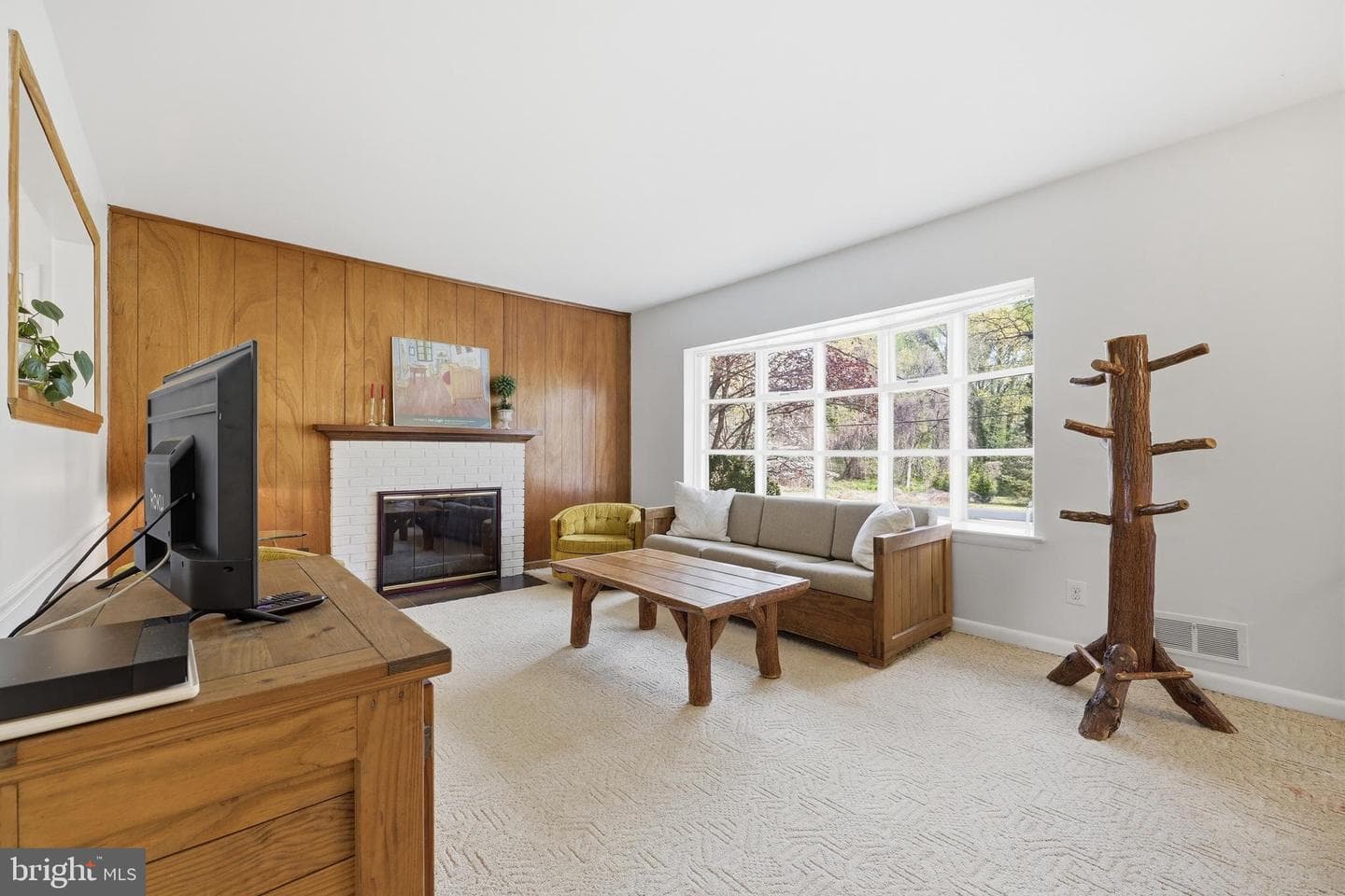 1814 Marymont Road photo 4