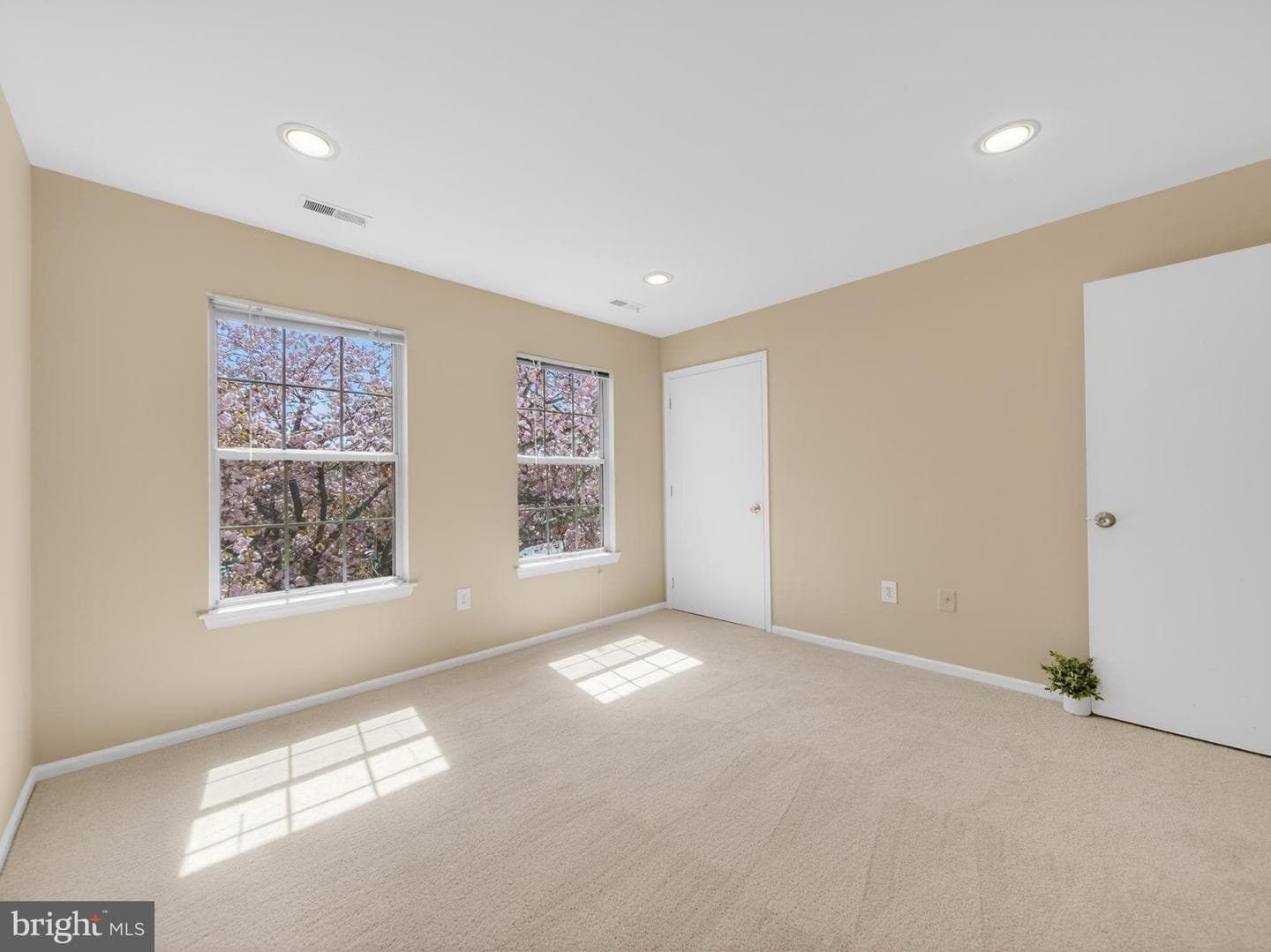 13825 Ranch Place photo 30