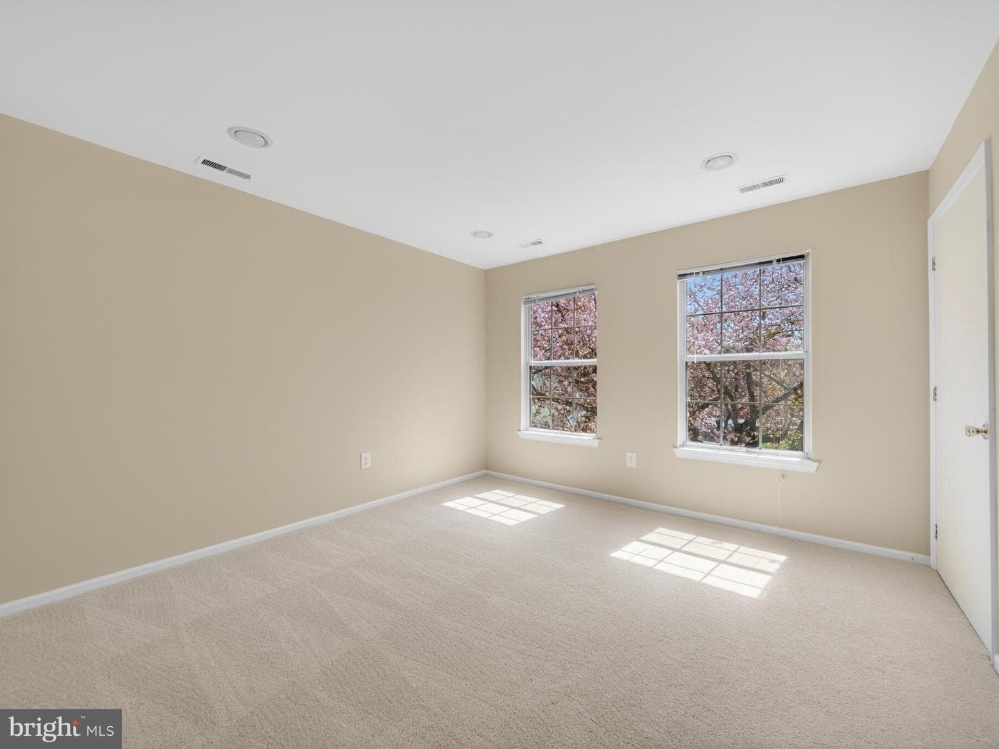 13825 Ranch Place photo 31