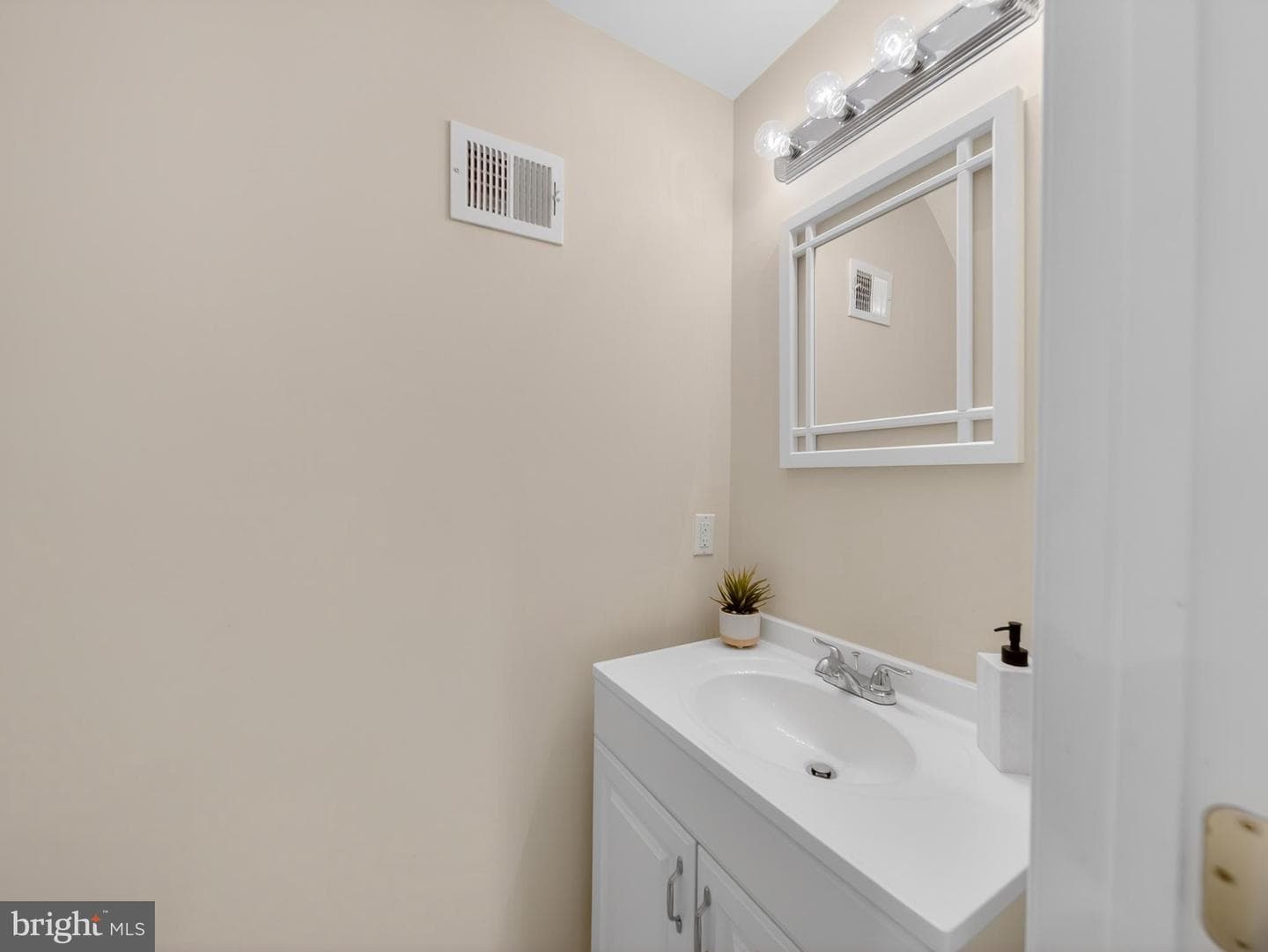 13825 Ranch Place photo 40