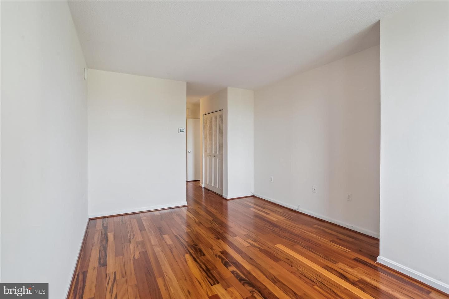 4242 East West Highway #414 photo 36