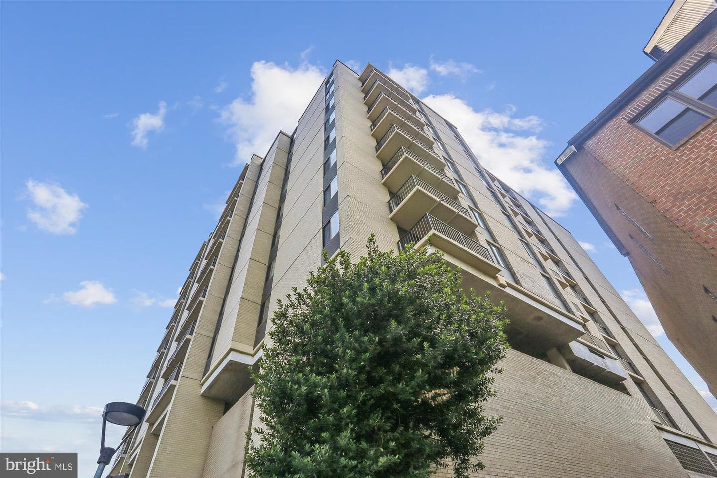 4242 East West Highway #414 photo 41