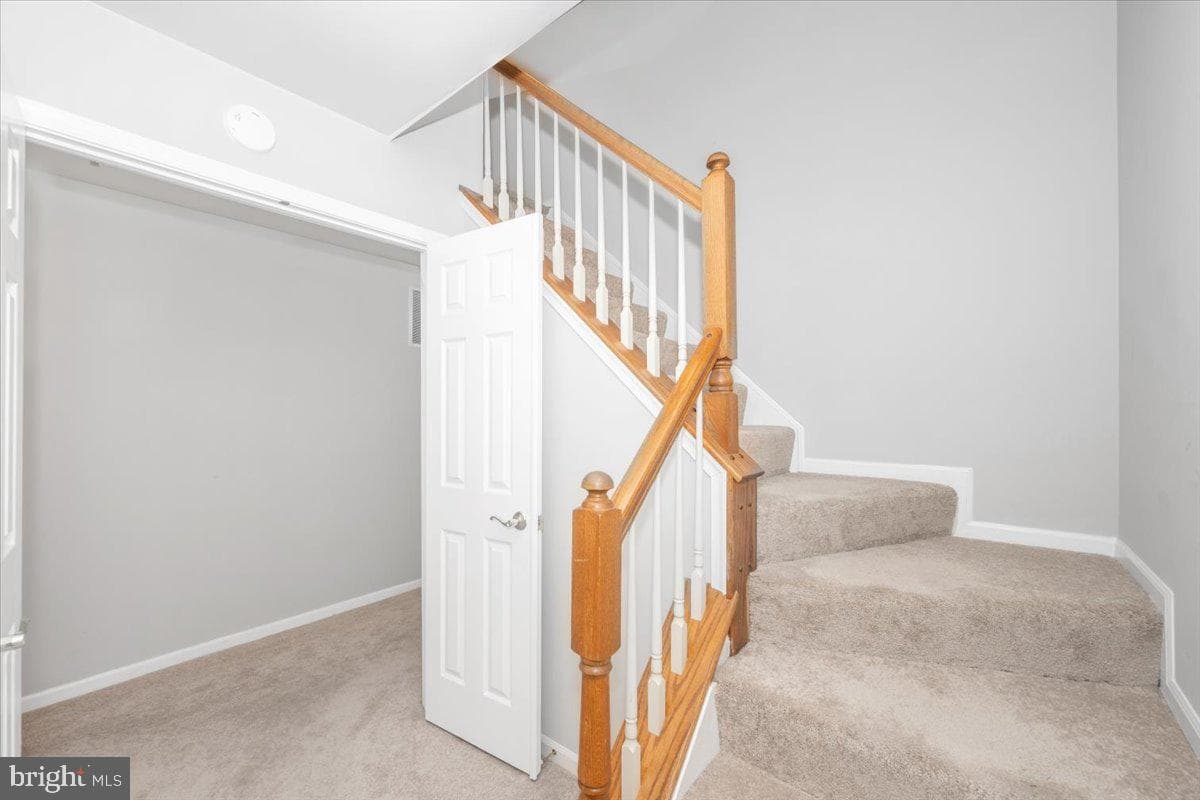 15814 Glacier Court photo 31