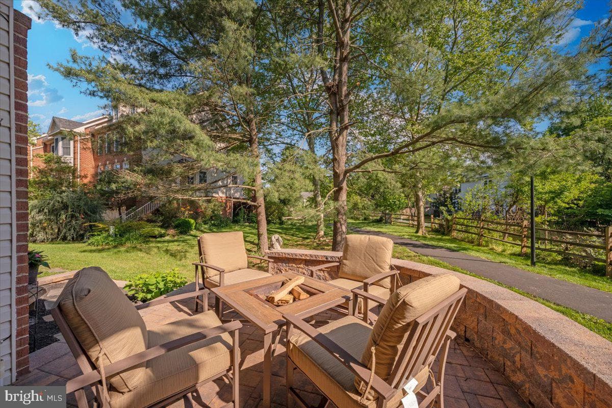 15814 Glacier Court photo 46