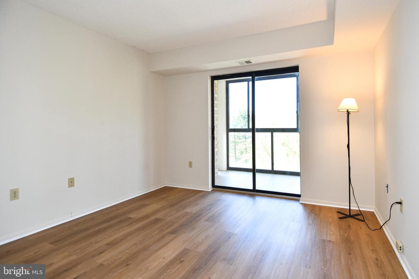 15101 Interlachen Drive #1-526 photo 27