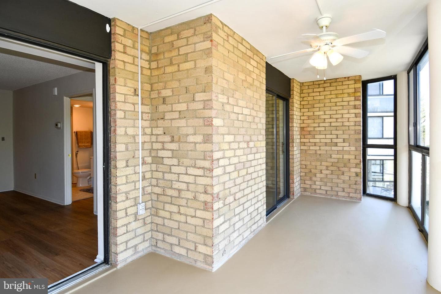 15101 Interlachen Drive #1-526 photo 31