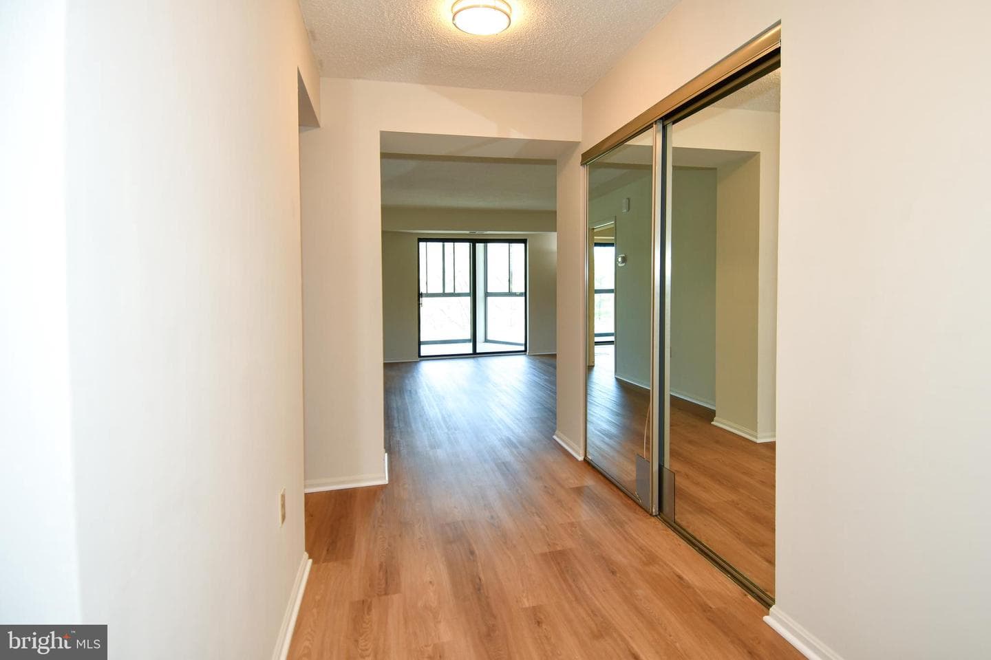 15101 Interlachen Drive #1-526 photo 9